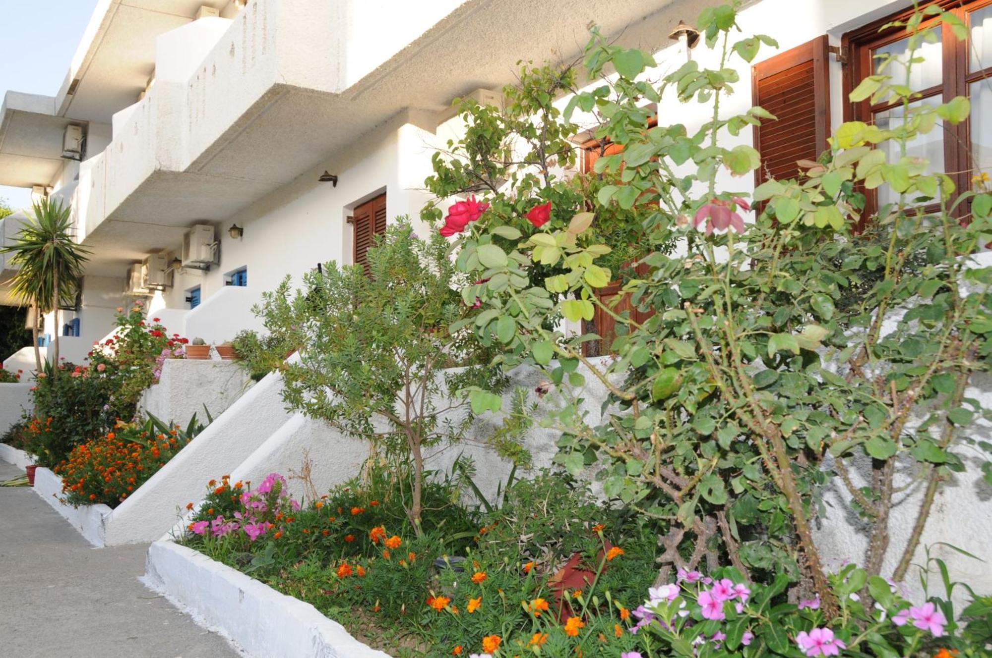 Costas & Chrysoula Aparthotel Plakias Exteriör bild